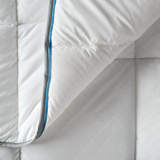 Hush Microgravity Duvet