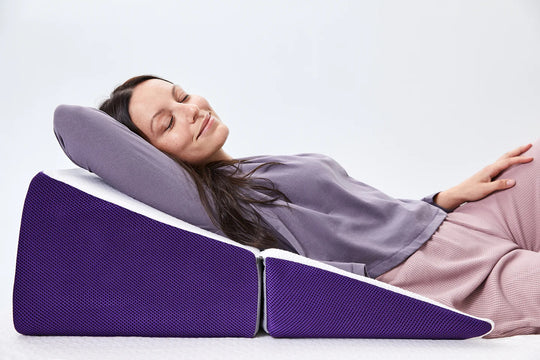 The Wedge Pillow - Restezzzy Mattresses Inc.